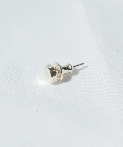 UNITED TOKYO（ユナイテッドトウキョウ）の「TドットピアスS（ピアス（片耳用）・メンズ・ブラック/シルバー・FREE）」の8枚目の写真