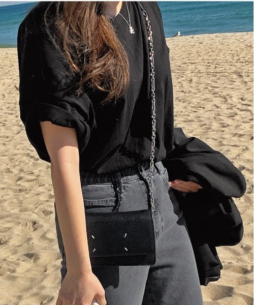 HOTPING（ホッピン）の「HOTPING オーバーフィットスリットTシャツ（Tシャツ/カットソー・レディース・ホワイト/ブラック/オートミール・FREE）」の9枚目の写真