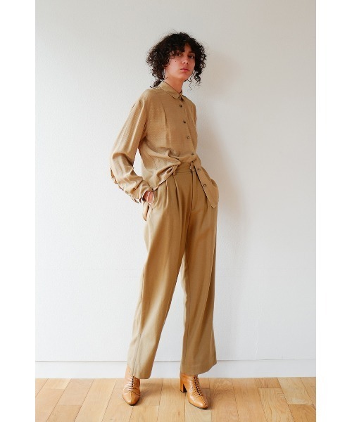 CLANE（クラネ）の「J/W STRAIGHT SLACKS PANTS（スラックス・レディース・ベージュ/ブラック・2/00/1/02）」の2枚目の写真