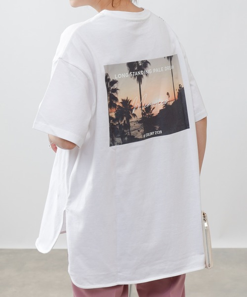 COLONY 2139（コロニートゥーワンスリーナイン）の「半袖バックプリントPHOTO Tシャツ（Tシャツ/カットソー・レディース・ホワイト/ブラック/ホワイト系その他/ホワイト系その他2/ブラック系その他/ブラック系その他2・MEDIUM/LARGE）」の4枚目の写真