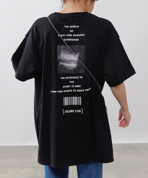 COLONY 2139（コロニートゥーワンスリーナイン）の「半袖バックプリントPHOTO Tシャツ（Tシャツ/カットソー・レディース・ホワイト/ブラック/ホワイト系その他/ホワイト系その他2/ブラック系その他/ブラック系その他2・MEDIUM/LARGE）」の17枚目の写真