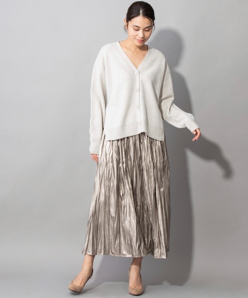 Munich（ミューニック）の「リンクルプロセッシングライトフェイクレザー　ギャザーロングスカート（スカート・レディース・ブラック/ダークオリーブ/ブロンズ・S/M）」の4枚目の写真