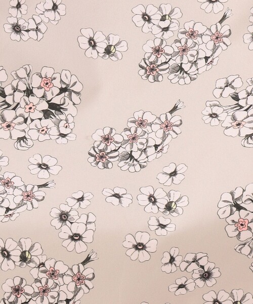 TOCCA(トッカ)の「FLOWERY WAY ECOBAG エコバッグ(エコバッグ/サブバッグ・レディース・ブラック系/ライトグレー系/ベージュ系・F)」の13枚目の写真