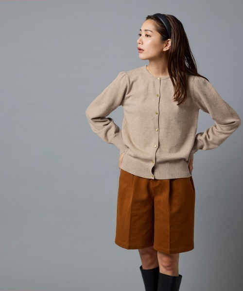 Pierrot（ピエロ）の「もっちりカシミヤタッチゴールドボタンカーディガン（カーディガン/ボレロ・レディース・アイボリー/ブラック/モカ/ピンクベージュ/ブルー系その他/ネイビー/ボルドー・M/L）」の10枚目の写真