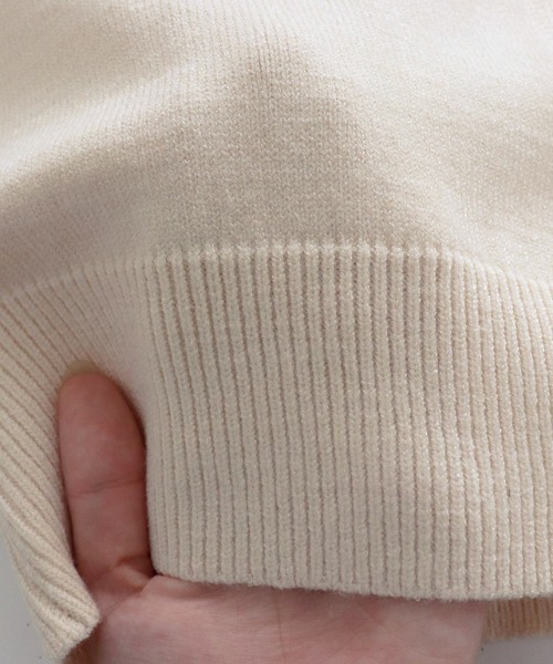 Pierrot（ピエロ）の「もっちりカシミヤタッチゴールドボタンカーディガン（カーディガン/ボレロ・レディース・アイボリー/ブラック/モカ/ピンクベージュ/ブルー系その他/ネイビー/ボルドー・M/L）」の11枚目の写真