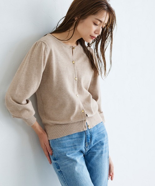 Pierrot（ピエロ）の「もっちりカシミヤタッチゴールドボタンカーディガン（カーディガン/ボレロ・レディース・アイボリー/ブラック/モカ/ピンクベージュ/ブルー系その他/ネイビー/ボルドー・M/L）」の15枚目の写真