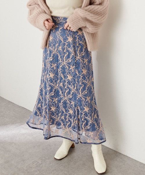 natural couture（ナチュラルクチュール）の「長さ変えられるパイピングレーススカート（スカート・レディース・ネイビー/ブルー/モカ・FREE）」の19枚目の写真