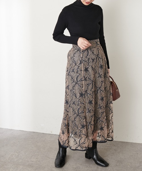 natural couture（ナチュラルクチュール）の「長さ変えられるパイピングレーススカート（スカート・レディース・ネイビー/ブルー/モカ・FREE）」の18枚目の写真