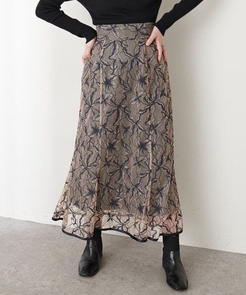 natural couture（ナチュラルクチュール）の「長さ変えられるパイピングレーススカート（スカート・レディース・ネイビー/ブルー/モカ・FREE）」の11枚目の写真