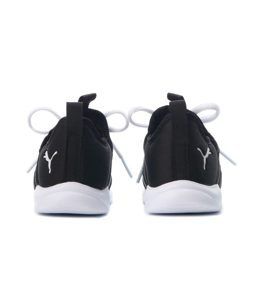 PUMA（プーマ）の「PUMA プーマ ベビー プーマ ファンレーサー スリッポン エレベート スニーカー 12-16cm（スニーカー・キッズ・ライトピンク/ブラック×ホワイト/ブルー・14cm/15.0cm/13cm/12cm/16.0cm）」の5枚目の写真