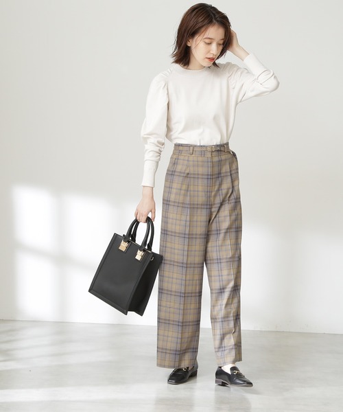 N.(N. Natural Beauty Basic)(エヌエヌナチュラルビューティーベーシック)の「◆ギャザータックショルダーニット(ニット/セーター・レディース・オフホワイト/ブラウン系その他/イエロー・MEDIUM)」の11枚目の写真