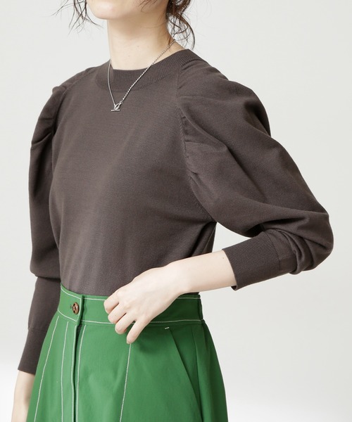 N.(N. Natural Beauty Basic)(エヌエヌナチュラルビューティーベーシック)の「◆ギャザータックショルダーニット(ニット/セーター・レディース・オフホワイト/ブラウン系その他/イエロー・MEDIUM)」の12枚目の写真