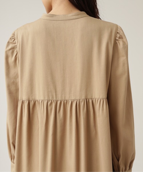 NATURAL BEAUTY BASIC（ナチュラルビューティーベーシック）の「ビブレイヤードワンピース/0171240970（ワンピース・レディース・キャメル/グリーン・SMALL/MEDIUM）」の10枚目の写真