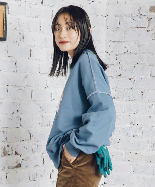 MILKFED.（ミルクフェド）の「WAVE LOGO SWEAT TOP（スウェット・レディース・オフホワイト/ブラック/ブルー・ONE SIZE）」の4枚目の写真