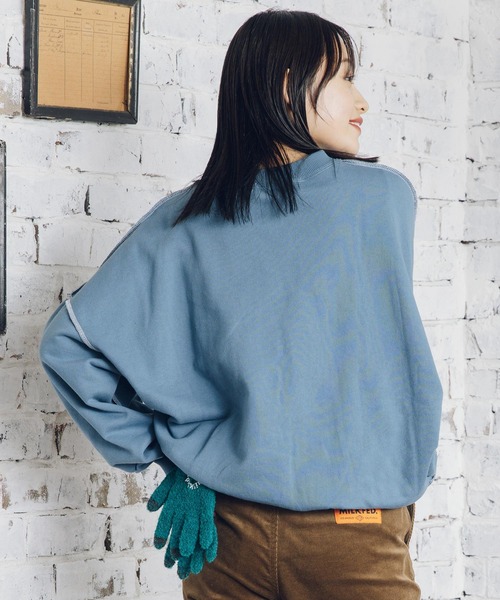 MILKFED.（ミルクフェド）の「WAVE LOGO SWEAT TOP（スウェット・レディース・オフホワイト/ブラック/ブルー・ONE SIZE）」の16枚目の写真