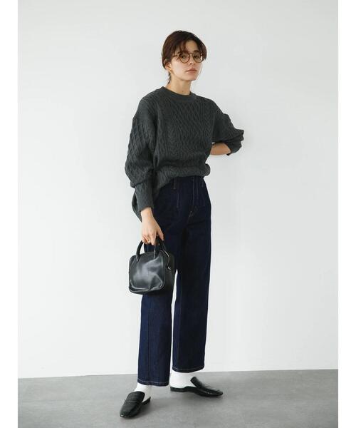 koe（コエ）の「リサイクルポリエステル クルーネックケーブルニット*（ニット/セーター・レディース・チャコールグレー/ブルー/レッド/アイボリー/ライトグレー/グリーン・L/M/S）」の21枚目の写真