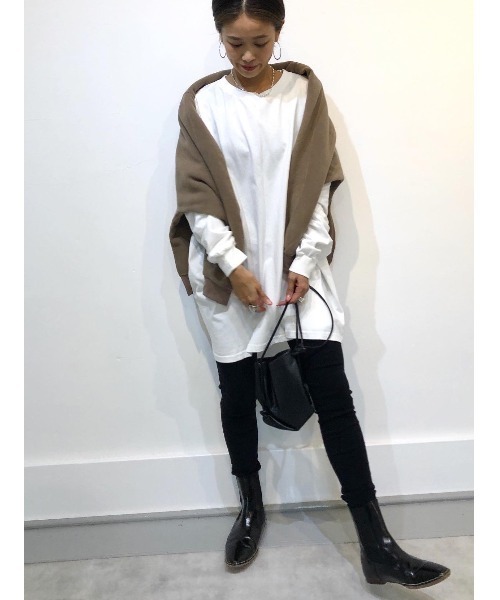 ulu(ウル)の「Big silhouette long tshirt(Tシャツ/カットソー・レディース・ホワイト/ブラック・FREE)」の12枚目の写真