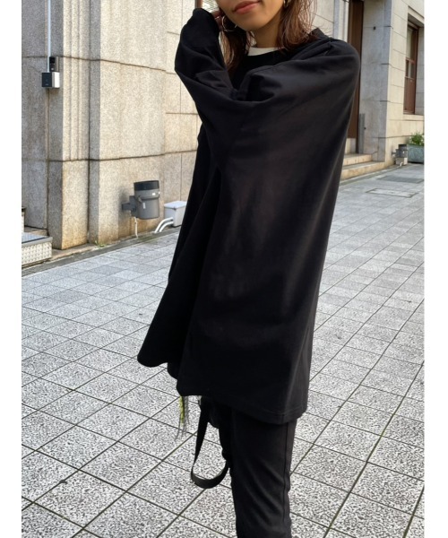 ulu(ウル)の「Big silhouette long tshirt(Tシャツ/カットソー・レディース・ホワイト/ブラック・FREE)」の10枚目の写真