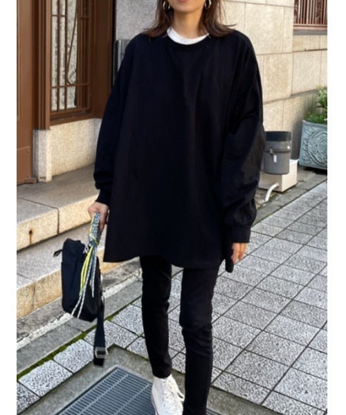ulu(ウル)の「Big silhouette long tshirt(Tシャツ/カットソー・レディース・ホワイト/ブラック・FREE)」の4枚目の写真