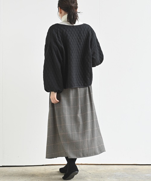 rps(アールピーエス)の「ふくれジャガードブルゾン(ブルゾン・レディース・ブラック/ライトベージュ・M)」の5枚目の写真