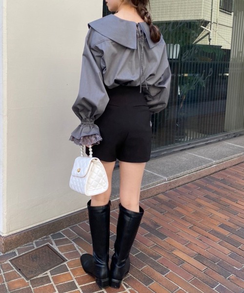 one after another NICE CLAUP（ワンアフターアナザーナイスクラップ）の「着まわし力抜群！トレンドのさんかくビックカラ―ブラウス（シャツ/ブラウス・レディース・オフホワイト/ブラック/杢グレー・FREE）」の7枚目の写真