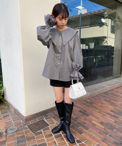 one after another NICE CLAUP（ワンアフターアナザーナイスクラップ）の「着まわし力抜群！トレンドのさんかくビックカラ―ブラウス（シャツ/ブラウス・レディース・オフホワイト/ブラック/杢グレー・FREE）」の10枚目の写真