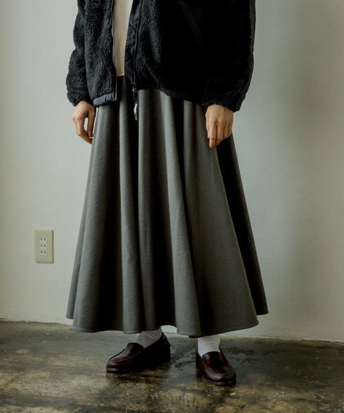PUAL CE CIN（ピュアルセシン）の「起毛スカート（スカート・レディース・チャコールグレー/グレー/ベージュ/グリーン・FREE）」の2枚目の写真