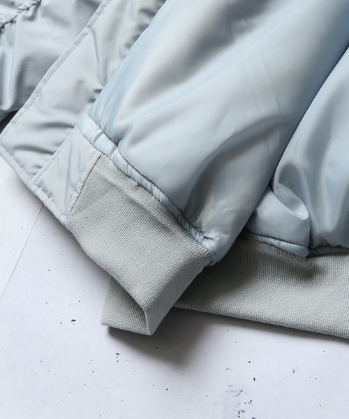 SPINNS（スピンズ）の「ビッグシルエット 中綿MA-1ジャケット（MA-1・メンズ・ブラック/ライトグレー/カーキ・ONESIZE）」の16枚目の写真