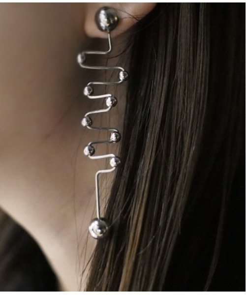 tone(トーン)の「【ODELE】Galaxy(MA)(ピアス(両耳用)・レディース・シルバー・FREE)」の3枚目の写真