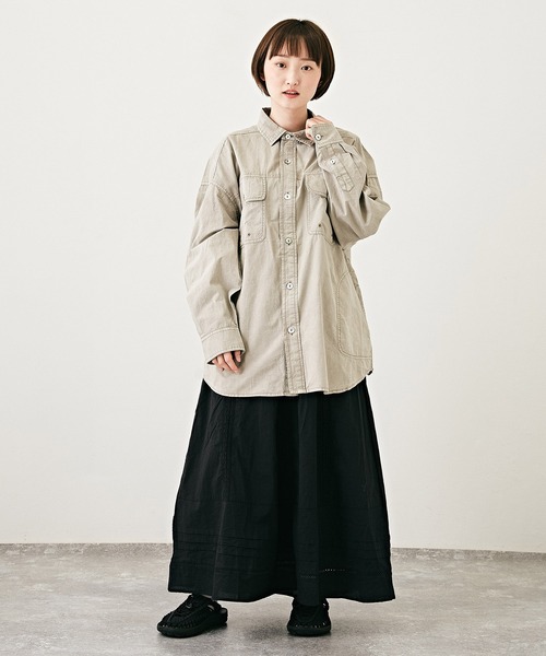 CUBE SUGAR(キューブシュガー)の「アシッド加工長袖レギュラーカラービッグワークシャツ(シャツ/ブラウス・レディース・グレー/ピンク/イエロー/ブルー・M)」の7枚目の写真