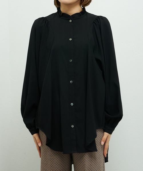 Lui's（ルイス）の「ドビー織ギャザースリーブブラウス（シャツ/ブラウス・レディース・ホワイト/ブラック/ブルーグレー・FREE）」の9枚目の写真