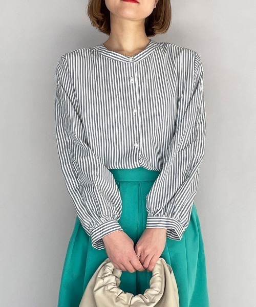 PICCIN(ピッチン)の「マルチWAYストライプブラウス(シャツ/ブラウス・レディース・ネイビー・M/L)」の1枚目の写真
