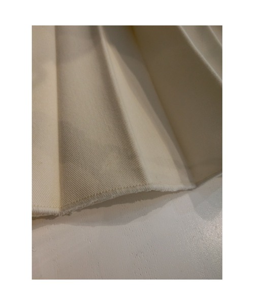 ulu（ウル）の「Original Long pleats skirt（スカート・レディース・ブラック/レッド/アイボリー・FREE）」の9枚目の写真