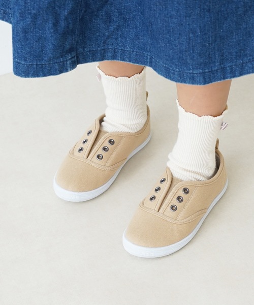 welleg（ウェレッグ）の「インナーバンド スニーカー（スニーカー・キッズ・ベージュ/ラベンダー/ライトブルー/ホワイト/ブラック/ネイビー・20.0cm/15.0cm/16.0cm/18.0cm/17.0cm/24.0cm/21.0cm/19.0cm/23.0cm/22.0cm）」の4枚目の写真