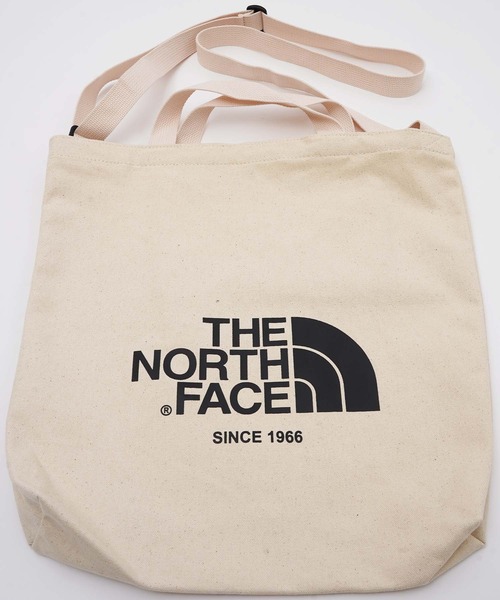 THE NORTH FACE(ザノースフェイス)の「THE NORTH FACE(ザ ノース フェイス) ビッグロゴ トート バッグ(トートバッグ・メンズ・ブラック/カーキ/アイボリー・FREE)」の4枚目の写真