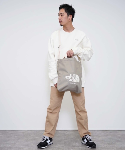 THE NORTH FACE(ザノースフェイス)の「THE NORTH FACE(ザ ノース フェイス) ビッグロゴ トート バッグ(トートバッグ・メンズ・ブラック/カーキ/アイボリー・FREE)」の9枚目の写真