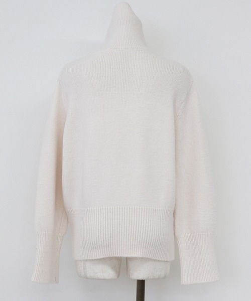 -Myme- Heart be to.（マイミーハートビート）の「brushed turtle knit / ブラッシュドタートルニット（ニット/セーター・レディース・ベージュ/アイボリー・FREE）」の5枚目の写真