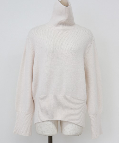 -Myme- Heart be to.（マイミーハートビート）の「brushed turtle knit / ブラッシュドタートルニット（ニット/セーター・レディース・ベージュ/アイボリー・FREE）」の3枚目の写真