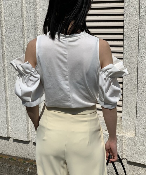 Jewelobe(ジュエローブ)の「異素材オフショルカットトップス(Tシャツ/カットソー・レディース・ホワイト/ブラック・FREE)」の22枚目の写真