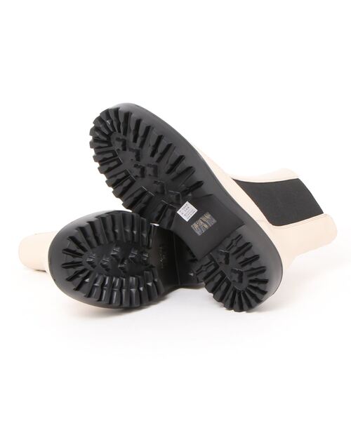 Casselini（キャセリーニ）の「サイドゴアブーツ（ブーツ・レディース・ブラック/アイボリー・MEDIUM/LARGE）」の7枚目の写真