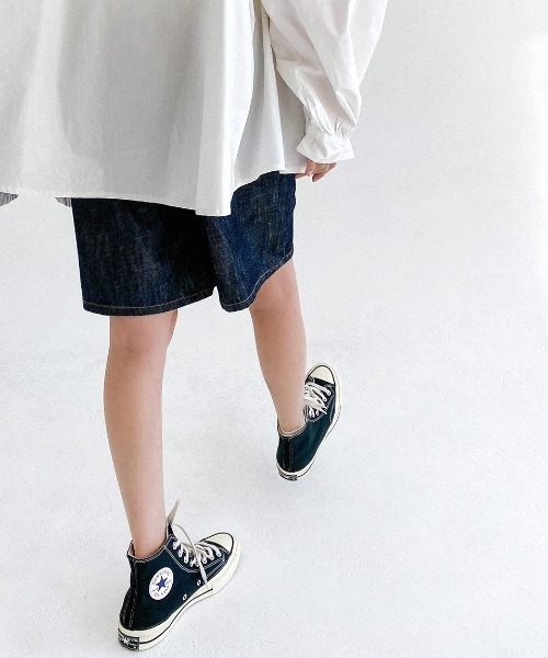 muahmuah（ムーアムーア）の「A'GEM/9 × .kom『muah muah/ムーアムーア』MUAH DENIM WIDE HALF PANTS/ ワイドデニム ハーフパンツ（デニムパンツ・レディース・ブラック/ブルー・S/M）」の6枚目の写真