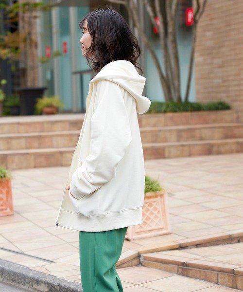 CIAOPANIC TYPY(チャオパニックティピー)の「【ZOZOTOWN限定】【ユニセックス】スウェットビッグフルジップパーカー(パーカー・メンズ・ブラック/グレー/アイボリー/オフホワイト・L/M)」の15枚目の写真