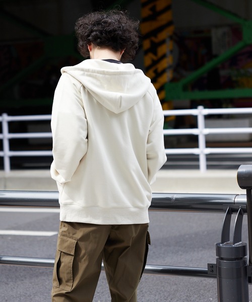 CIAOPANIC TYPY(チャオパニックティピー)の「【ZOZOTOWN限定】【ユニセックス】スウェットビッグフルジップパーカー(パーカー・メンズ・ブラック/グレー/アイボリー/オフホワイト・L/M)」の21枚目の写真