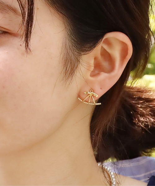 ラインストーン3粒 ピアス セール】Three pronged Rhinestone Pierce ラインストーンピアス