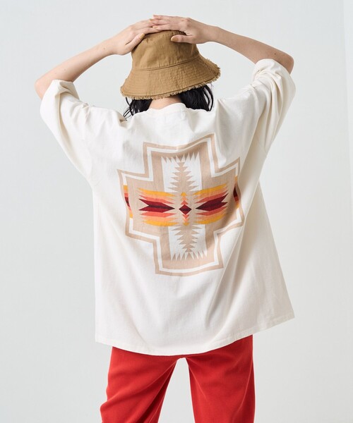 FREAK'S STORE（フリークスストア）の「PENDLETON/ペンドルトン BACK PRINT Tシャツ / バックプリント半袖Tシャツ（Tシャツ/カットソー・レディース・オフホワイト/グリーン/ブラック・ﾌﾘ-）」の2枚目の写真