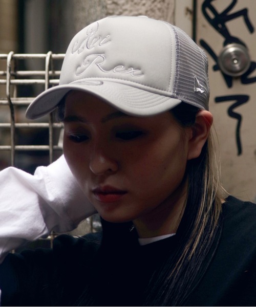 AVIREX（アヴィレックス）の「【NEW ERA/ニューエラ】 カーシブ ロゴ メッシュ キャップ / CURSIVE LOGO MESH CAP / アヴィレックス / AVIREX（キャップ・メンズ・ホワイト/ブラック/グレー/ベージュ/レッド・FREE）」の12枚目の写真