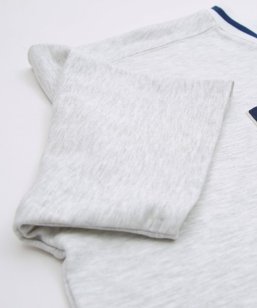 improves(インプローブス)の「スウェット ロゴワッペン オーバーサイズ Vネック Tシャツ(Tシャツ/カットソー・メンズ・アッシュ/グリーン/ダークブルー・MEDIUM/LARGE)」の17枚目の写真