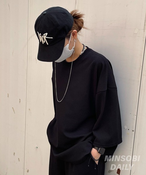 minsobi（ミンソビ）の「7分袖ドレープカットソー（Tシャツ/カットソー・メンズ・ブラック/ホワイト・FREE）」の3枚目の写真