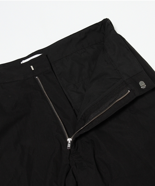 Lui's（ルイス）の「Lui's(ルイス) ポプリンクロップドパンツ（その他パンツ・メンズ・ベージュ/ブラック・MEDIUM/SMALL）」の10枚目の写真