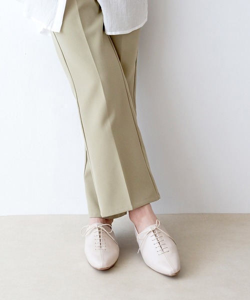 menue（メヌエ）の「ポインテッドトゥソフトレースアップシューズ（ドレスシューズ・レディース・ブラック/ベージュ/ライトブルー/アイボリー・L/S/3L/XS/LL/M）」の17枚目の写真